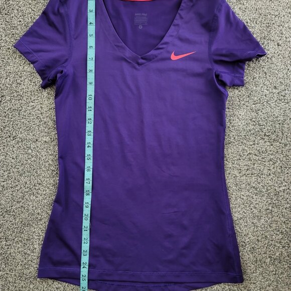 Nike Pro Purple V-Neck T-Shirt Small, Good Pre-Owned Condition - Picture 9 of 10